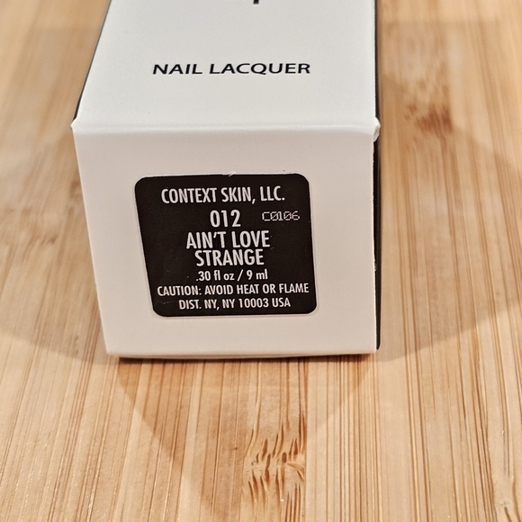 Context Nail Lacquer in Shade "Ain't Love Strange", Size 9ml (0.3 fl.oz) - Picture 5 of 6
